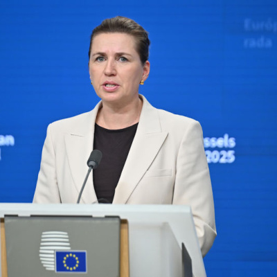 Danimarka'dan ABD'ye: Tehditleri durdurun