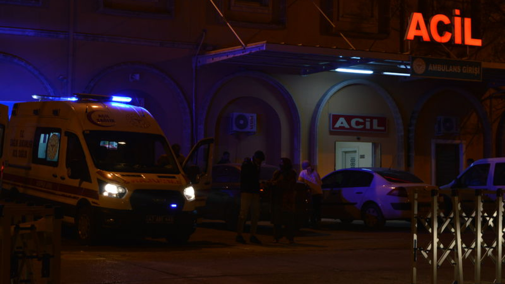 Mardin'de Acı Olay: 2 Kız Kardeş Evde Silahla Vurularak Öldürüldü
