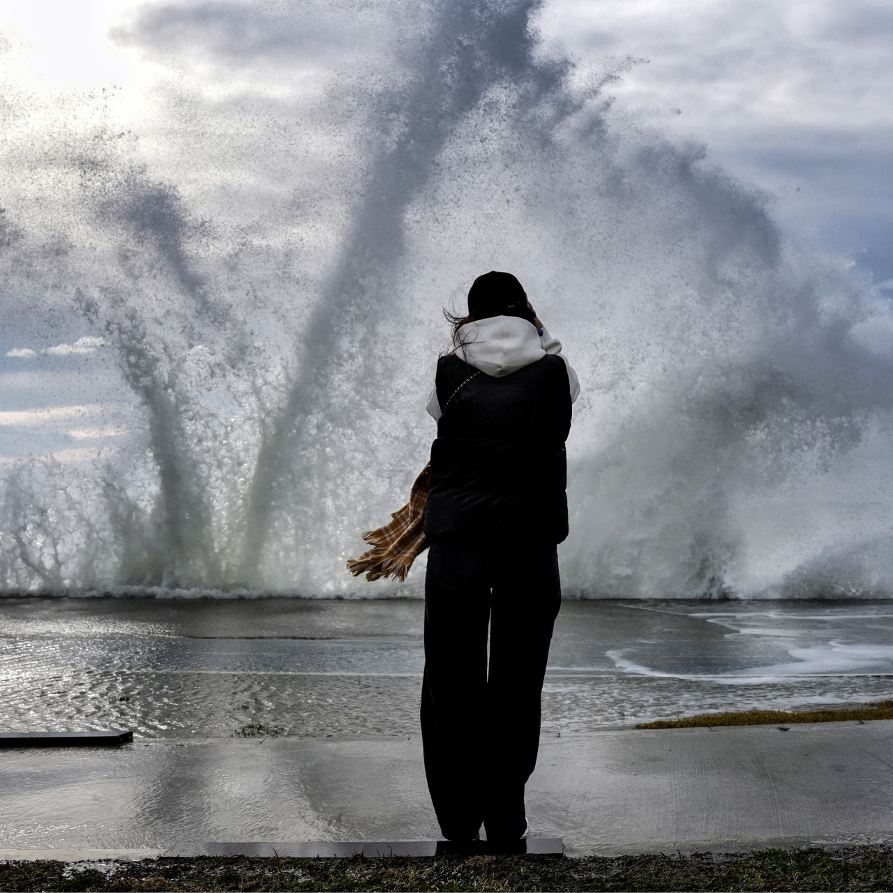 Kuvvetli lodos ve sağanak yağmur var! Doğuda buzlanma, don ve çığ tehlikesi