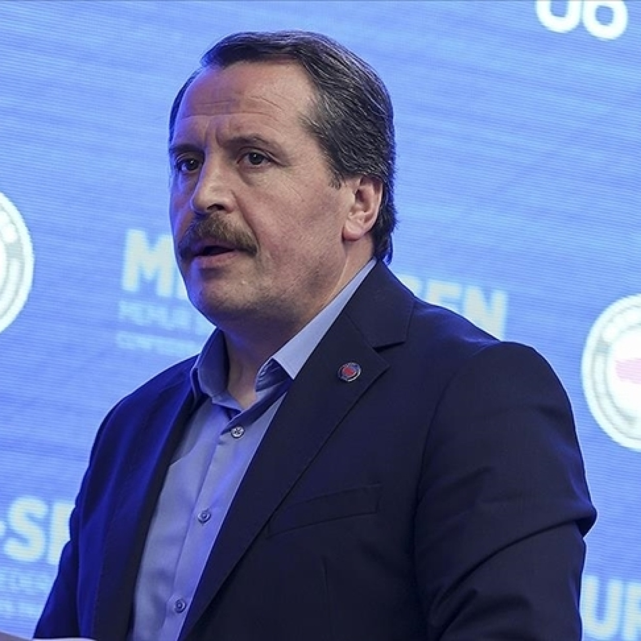 Memur-Sen'den seyyanen zam talebi