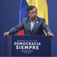 Petro'dan Trump'a tepki: Ne Netanyahu ne Hitler bunu yaptı