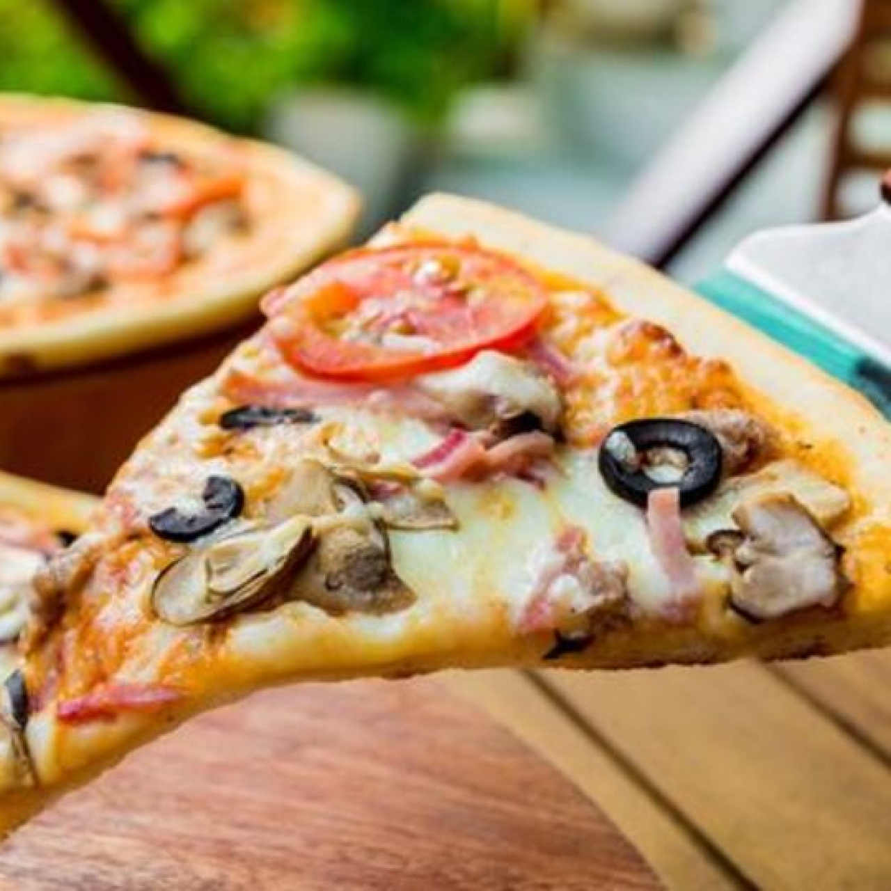 Evde Pizza Tarifi