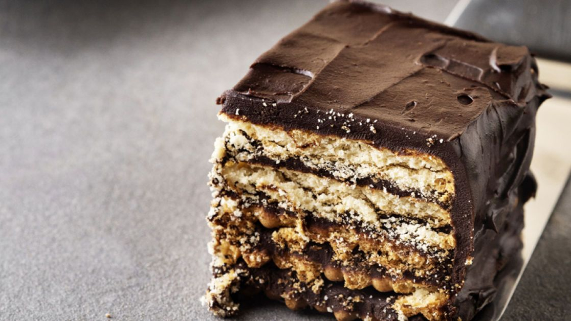 Pudingli Bisküvili Pasta Tarifi: Pudingli Bisküvili Pasta Nasıl Yapılır, Malzemeleri Neler? ymk