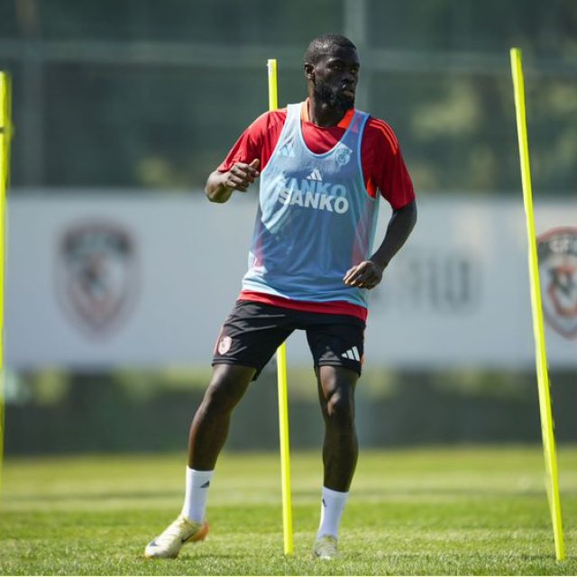Gaziantep FK'da ayrılık: Badou Ndiaye