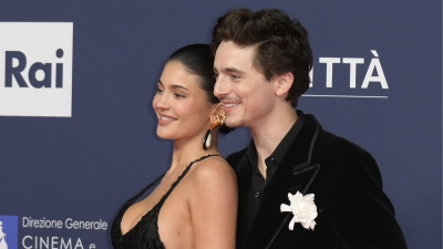 Ödülünü Kylie Jenner'a ithaf etti