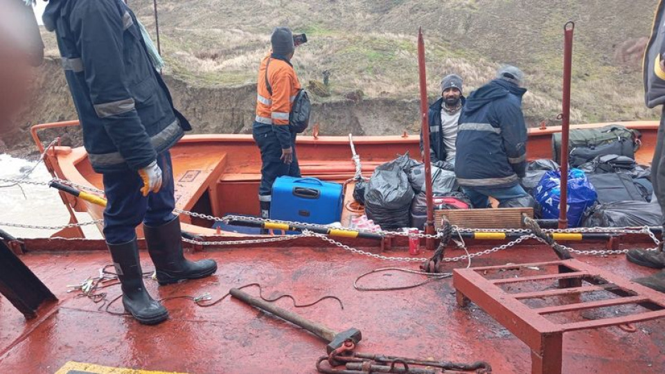 Türk gemisi Kerç'te karaya oturdu!