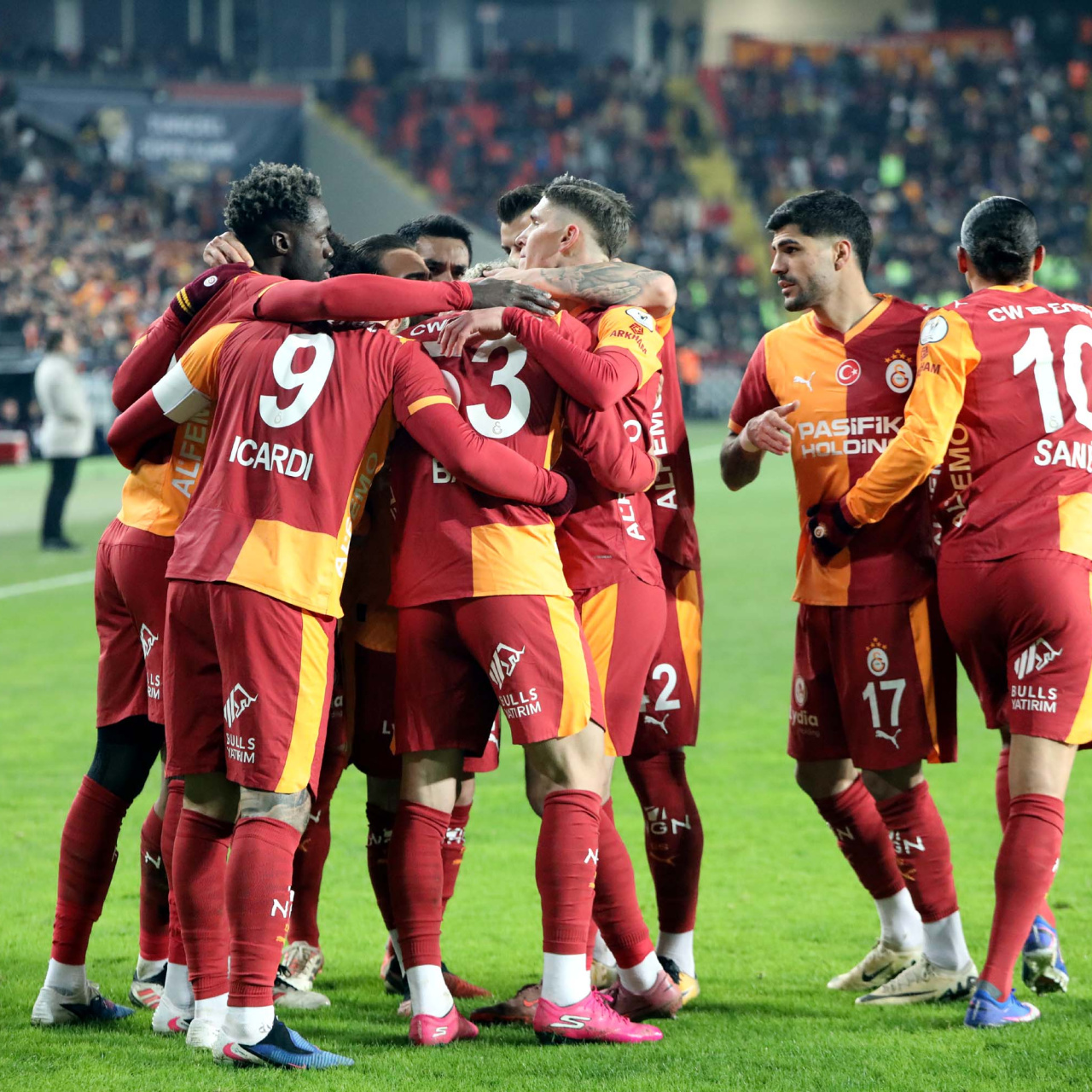 Galatasaray pilini doldurmuş!