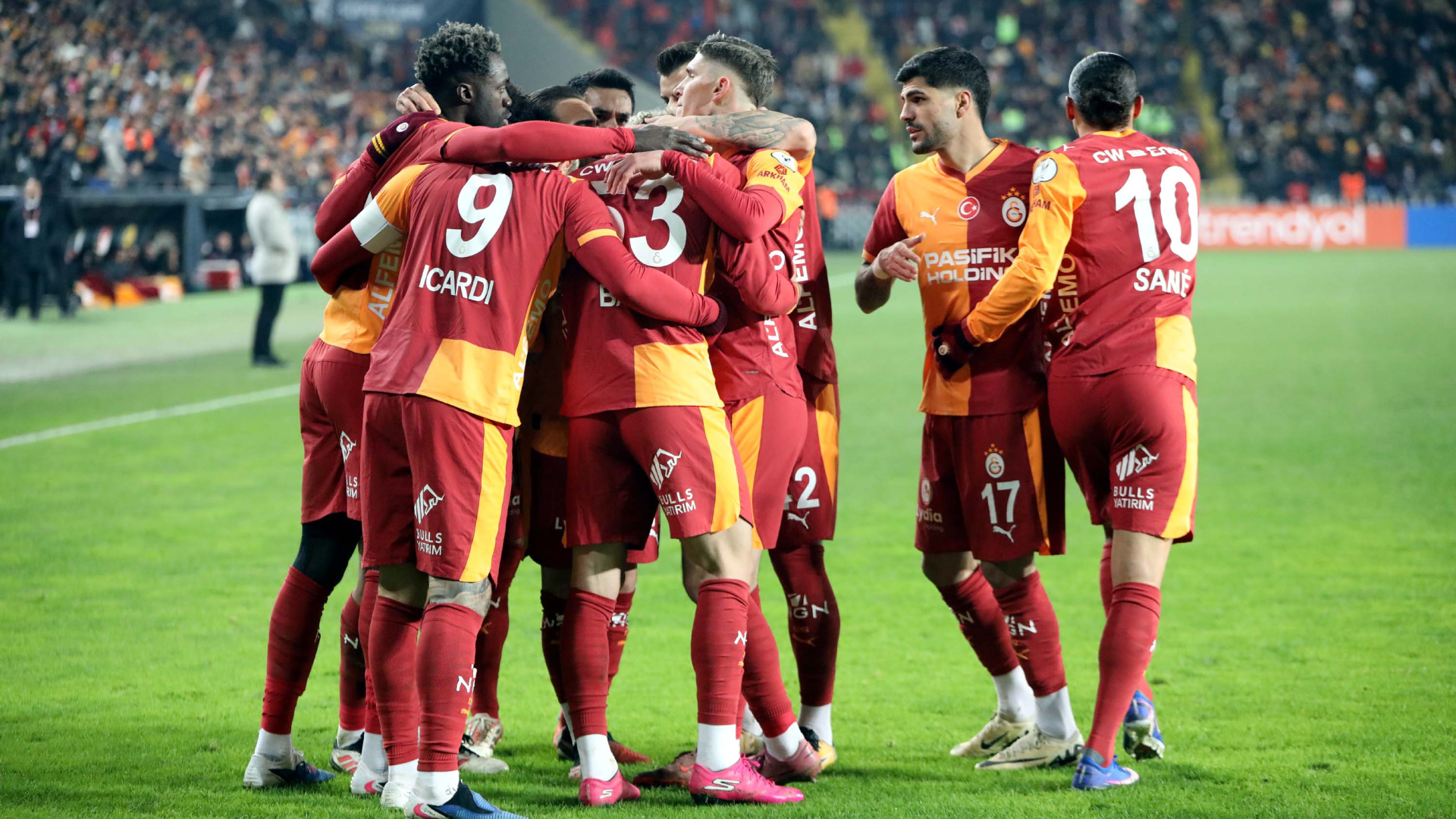 Spor yazarları Galatasaray'ın Süper Kupa'daki Trabzonspor galibiyetini değerlendirdi! - Galatasaray Haberleri