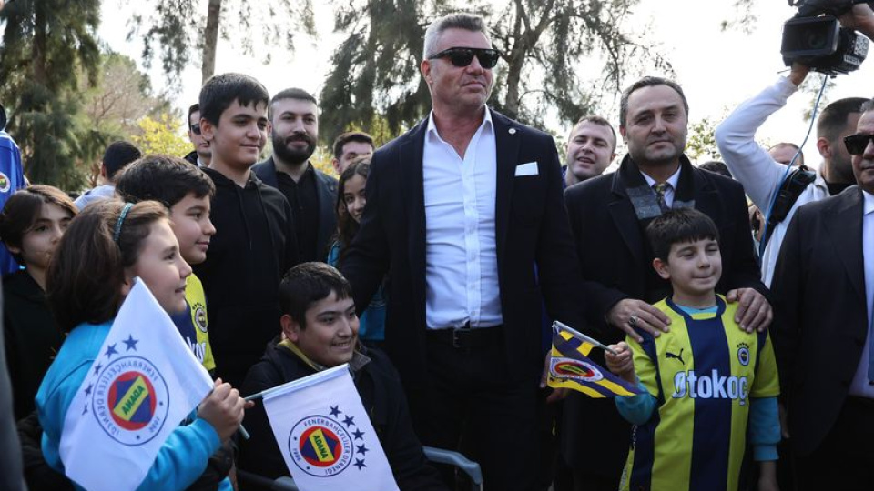 Sadettin Saran'dan çocuklara şampiyonluk sözü