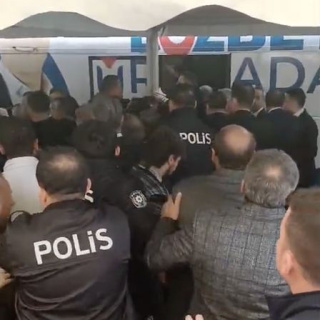 Mustafa Bozbey'e saldırı girişimi