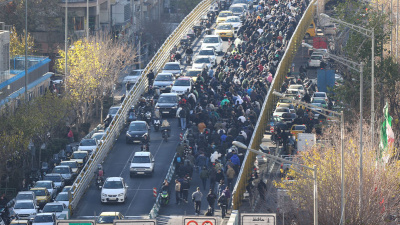 İran'daki protestolarda 634 güvenlik görevlisi yaralandı