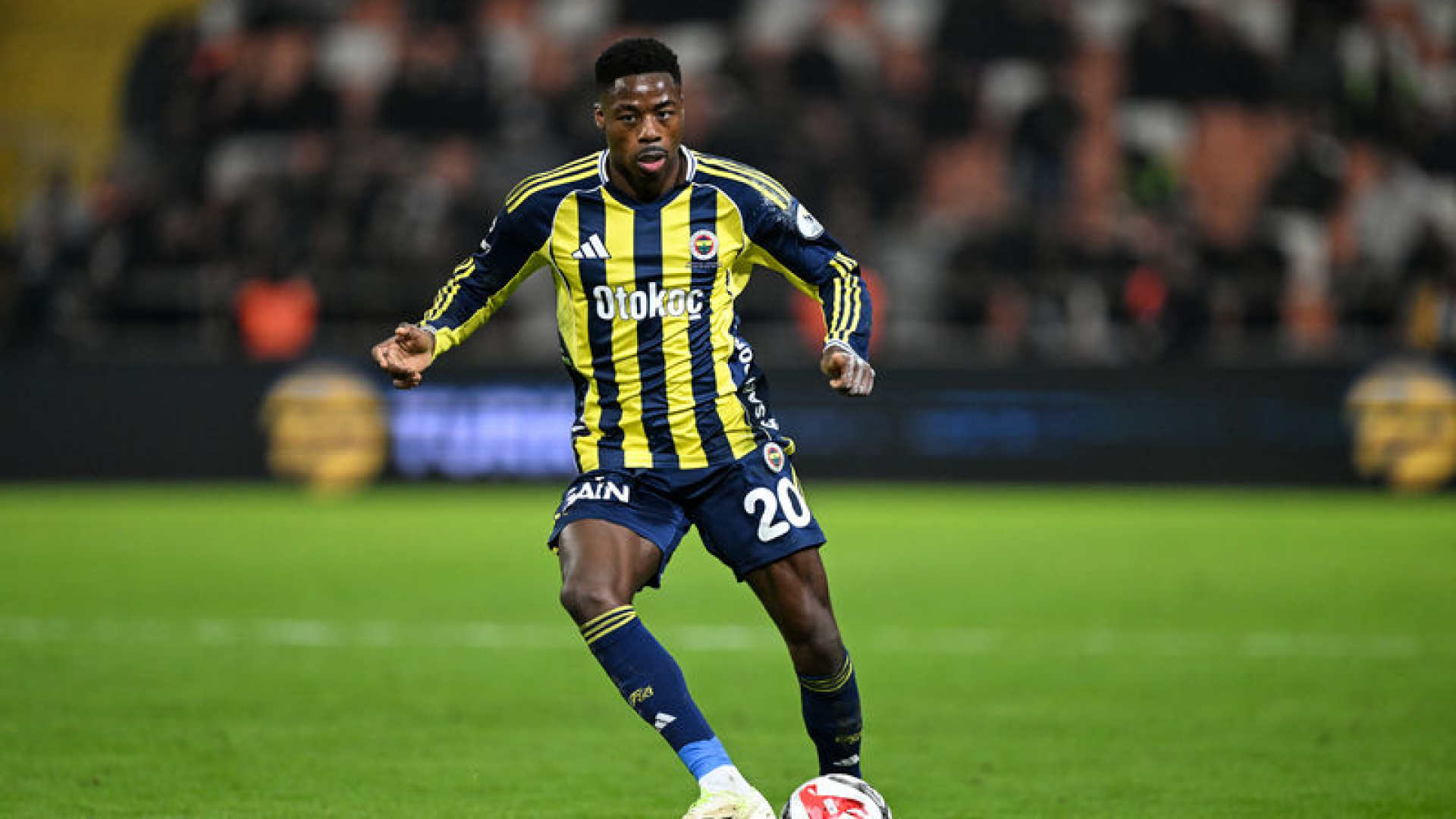 Fenerbahçe'nin yeni transferi Musaba ilk maçında parladı! - Futbol Haberleri