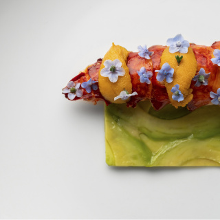 Lastik adam ve lüks restoranların buluşma noktası!