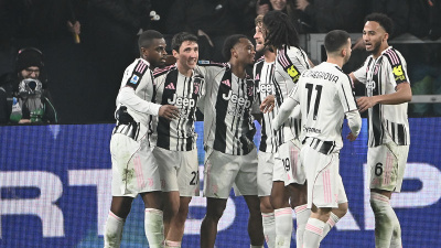 Juventus, üç puanı üç golle aldı!