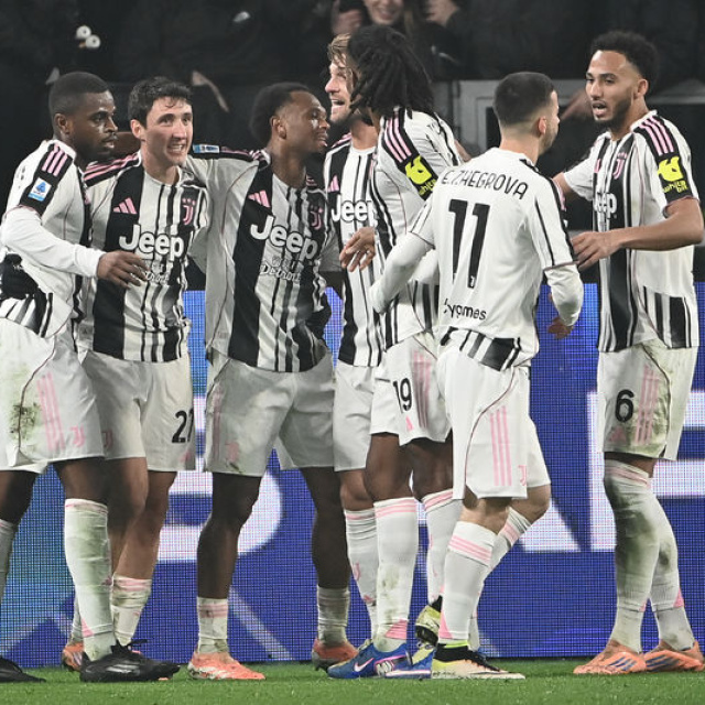 Juventus, üç puanı üç golle aldı!