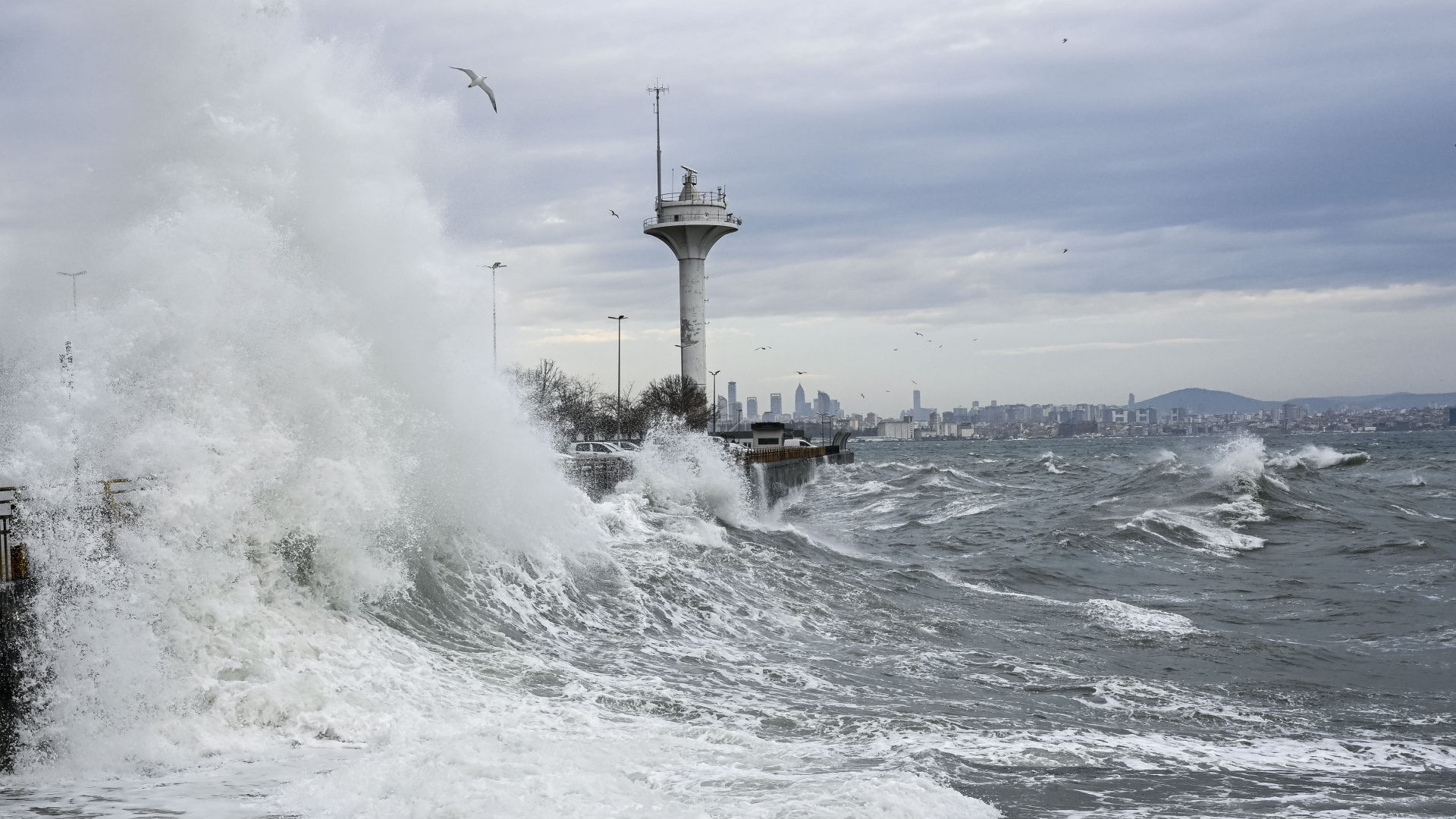 Son dakika: Meteoroloji'den kuvvetli rüzgar ve sağanak yağmur uyarıları - 7 Ocak Hava Durumu | Son dakika haberleri