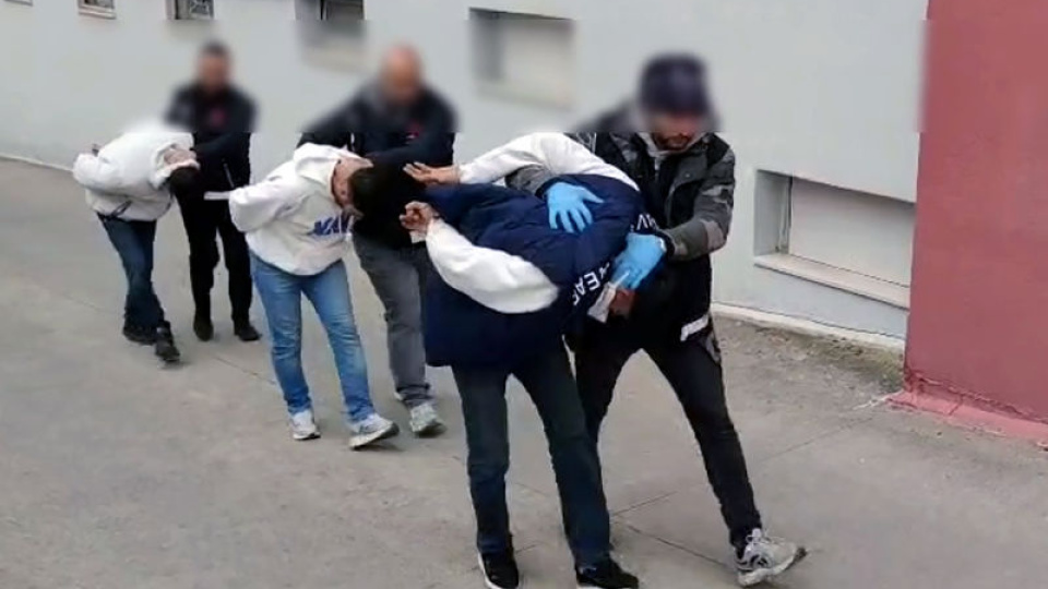 2 haftada 63 ilde operasyon! 162 tutuklama