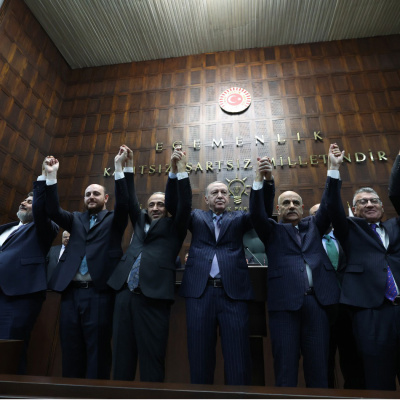 Üç milletvekili AK Partili oldu