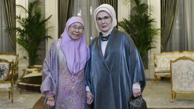 Lider eşlerinden kültür ziyareti