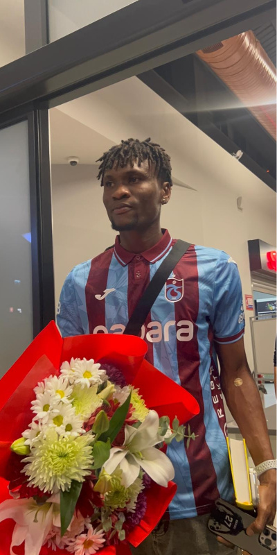 Chibuike Nwaiwu'ya Trabzon’da coşkulu karşılama!