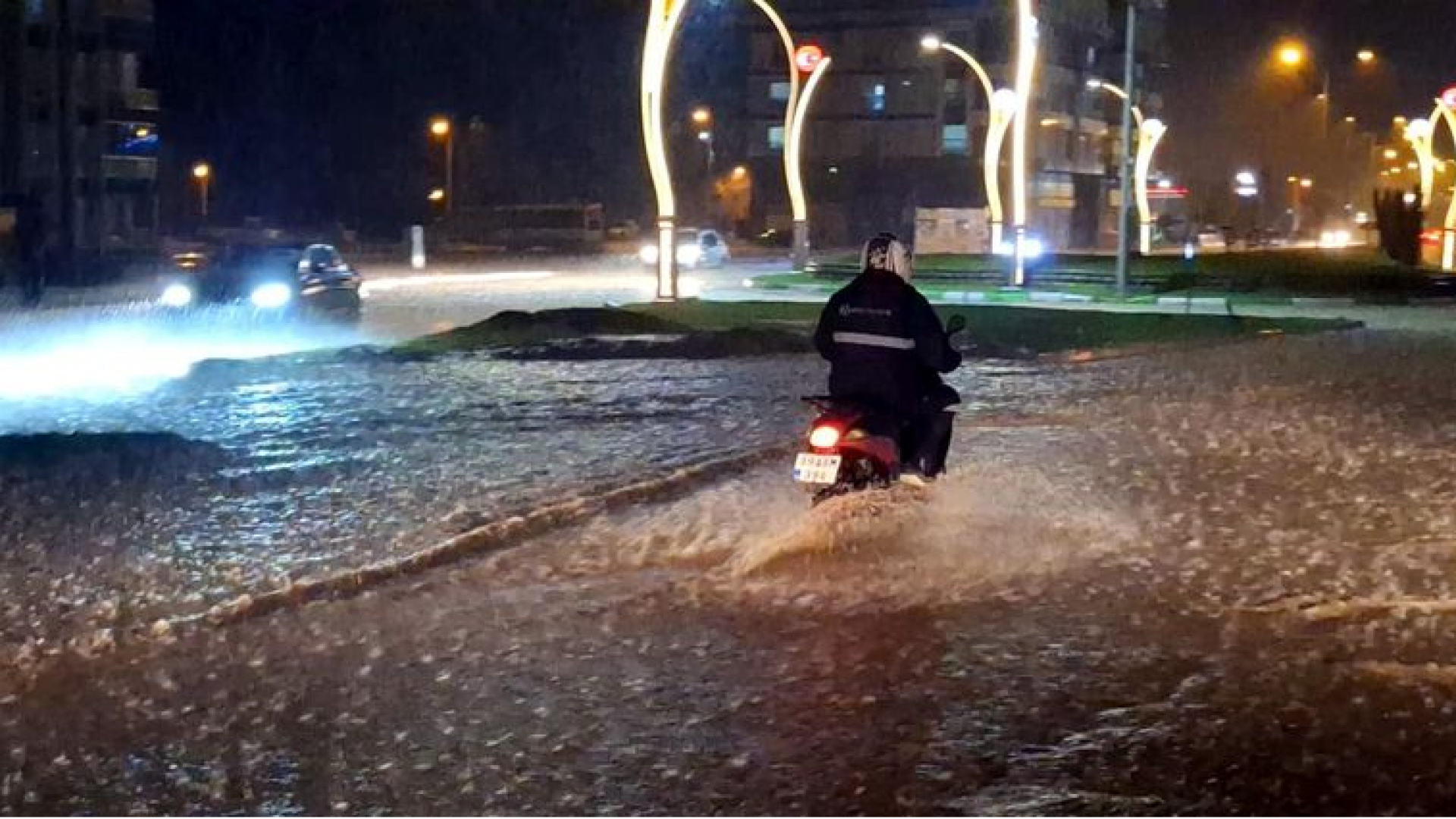 Edirne ve Kırklareli'de sağanak; su baskınları yaşandı