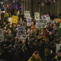 Trump 'nefsi müdafaa' dedi, yerel yöneticiler itiraz etti