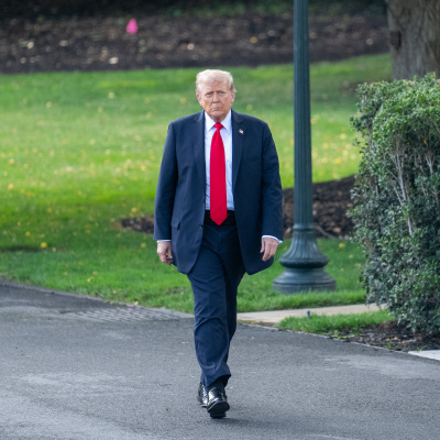 Trump: Uzun süre Venezuela'dayız