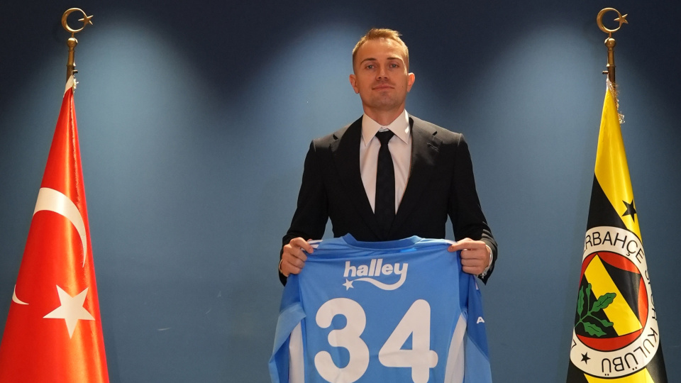 Mert Günok resmen Fenerbahçe'de!