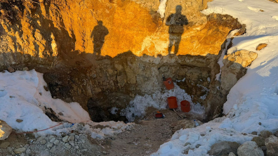 Kaçak kazı yapan 6 şüpheliye suçüstü