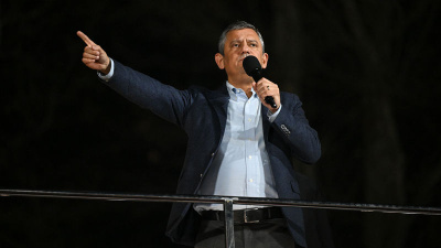 Özel'e 500 bin liralık dava