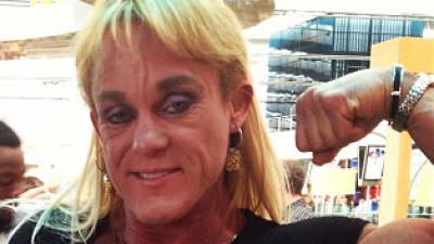 Evinde ölü bulundu