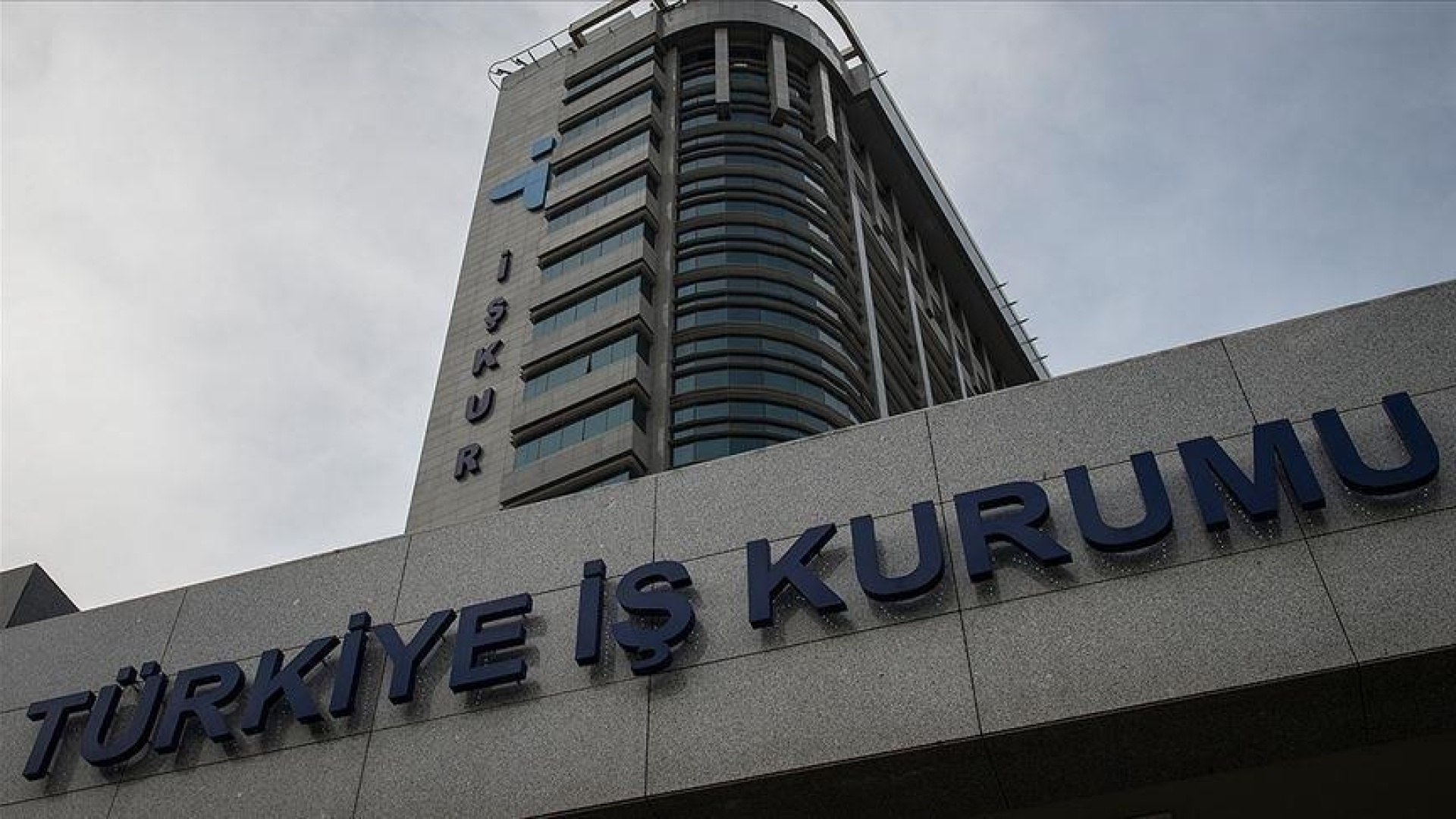 İŞKUR 2026 Gençlik Programı desteği ne kadar? İŞKUR Gençlik Programı desteği başvurusu nasıl yapılır, şartları nelerdir, kimler başvuru yapabilir?