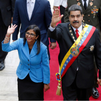 Venezuela geçici Devlet Başkanı: Maduro'ya sadakatle bağlıyız