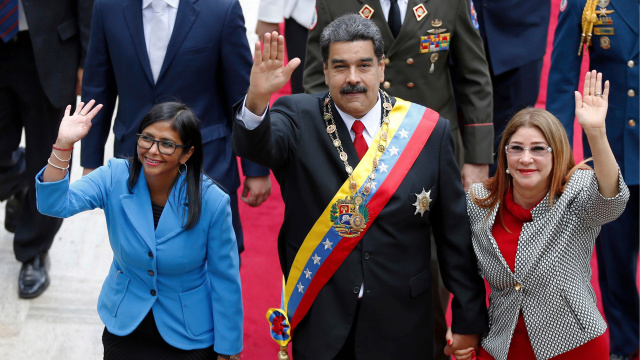 Venezuela geçici Devlet Başkanı: Maduro'ya sadakatle bağlıyız