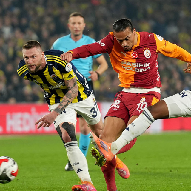 GS - FB derbisinin saati değişti!