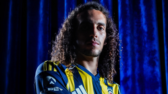 Guendouzi imzayı attı, tarihe geçti!