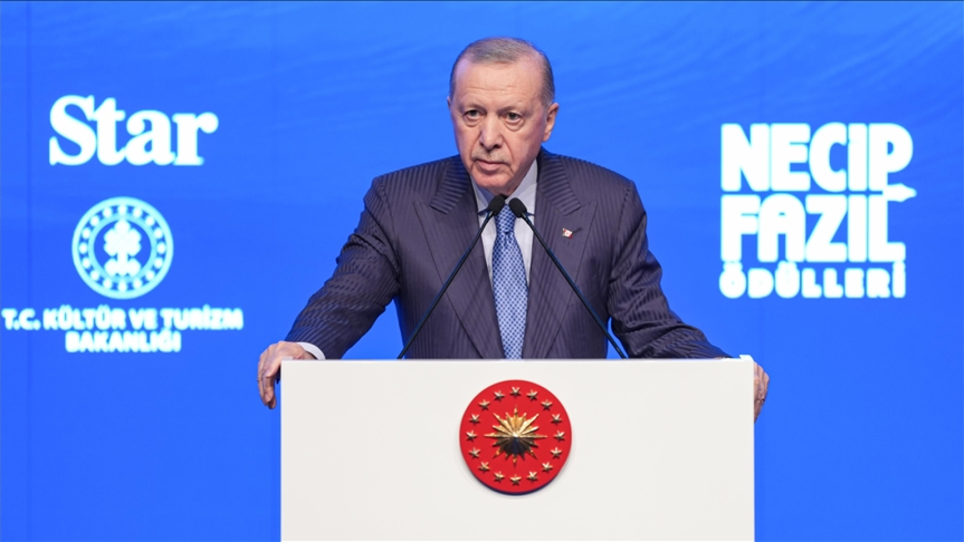 Cumhurbaşkanı Erdoğan'dan açıklamalar