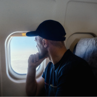 Uçak pencereleri neden oval? İşte yanıtı!