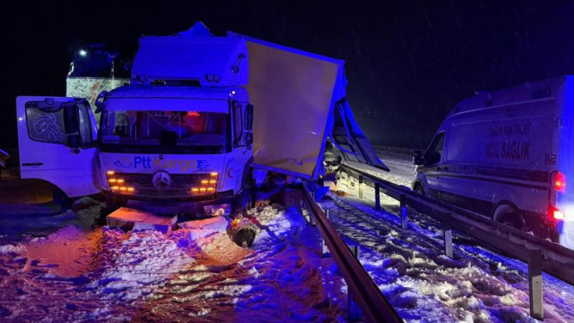 Kars'ta kaza! 9 yaralı