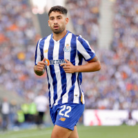 G.Saray'a sürpriz orta saha!