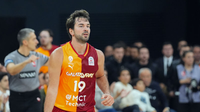 G.Saray'da Buğrahan Tuncer sakatlandı