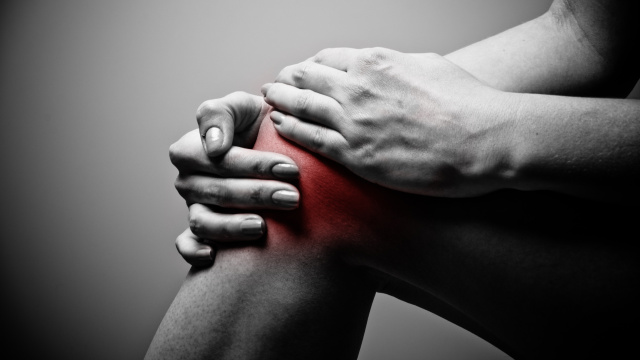 Kronik diz ağrısı tedavisine yönelik yeni enjeksiyon yöntemi geliştirildi