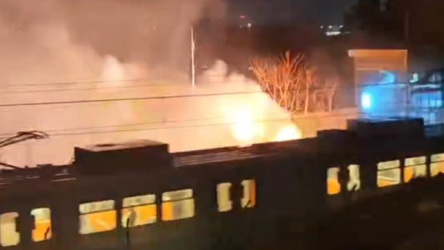 Bakırköy'de metro durağında yangın paniği