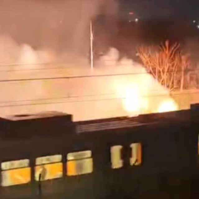 Bakırköy'de metro durağında yangın paniği