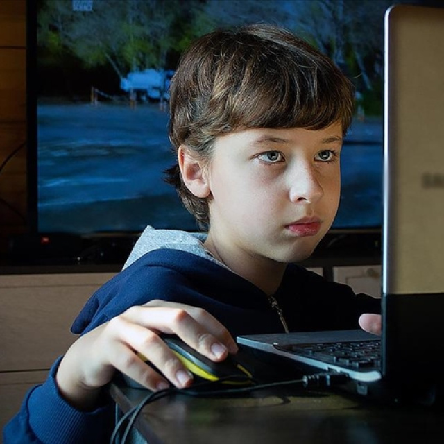 Yeşilay'dan ebeveynlere çocuklar için ekran limiti uyarısı!