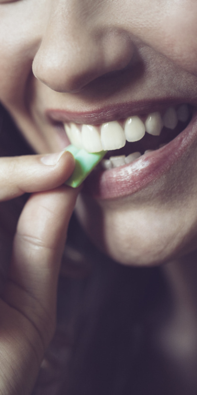 Gerçekten 7 yıl midede mi kalıyor?