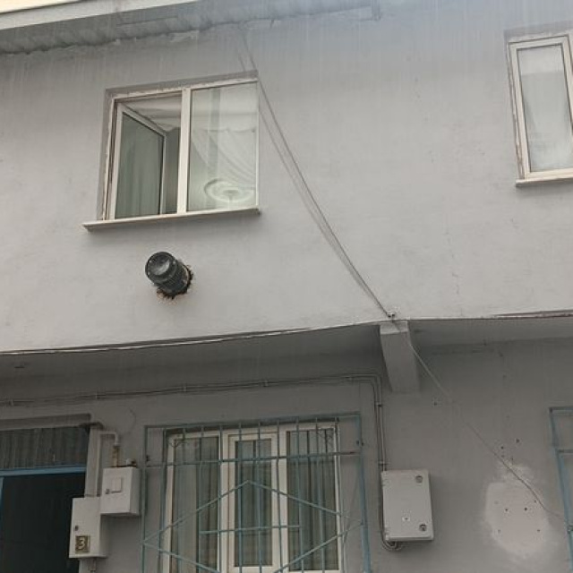 Boşanma aşamasındaki eşini vurdu