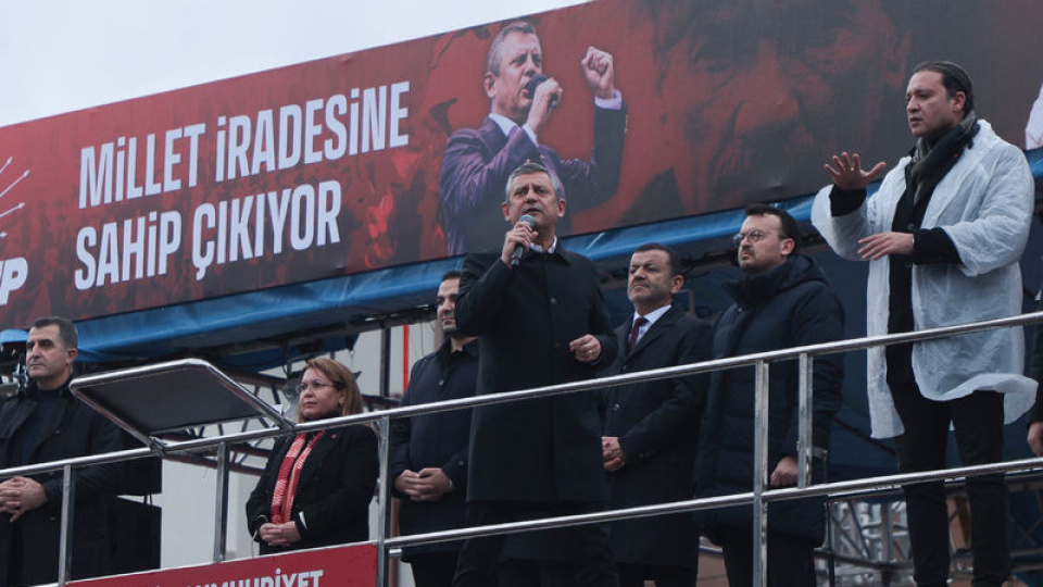 Özgür Özel, Denizli'de konuştu