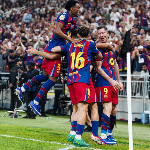 İspanya'nın 'Süper'i Barça!