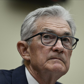 Fed Başkanı Powell'a 'cezai iddianame' tehdidi
